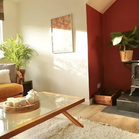 Sunny Seaside Sanctuary - Two Bedroom Apartment Brighton Exterior foto